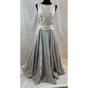 JS Collection Women's Size 8  Long Formal Gray Silver Ivory‎ Sleeveless Dress